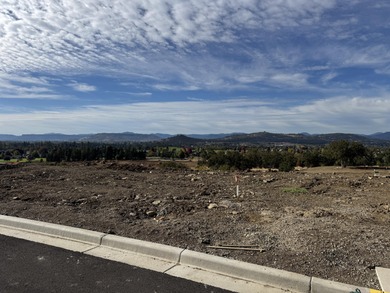 Introducing Quail Run Estates, Eagle Point's premier new on Eagle Point Golf Course in Oregon - for sale on GolfHomes.com, golf home, golf lot