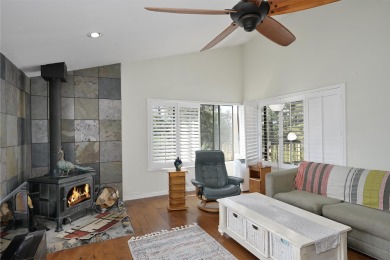 Welcome to this warm and inviting 3-bedroom, 2-bathroom home on Lake Shastina Golf Course in California - for sale on GolfHomes.com, golf home, golf lot