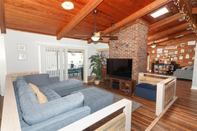 Under contract-accepting backup offers. Charming Traditional on Rio Pinar Golf and Country Club in Florida - for sale on GolfHomes.com, golf home, golf lot