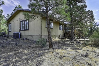 Welcome to this warm and inviting 3-bedroom, 2-bathroom home on Lake Shastina Golf Course in California - for sale on GolfHomes.com, golf home, golf lot