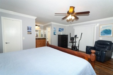 Under contract-accepting backup offers. Charming Traditional on Rio Pinar Golf and Country Club in Florida - for sale on GolfHomes.com, golf home, golf lot
