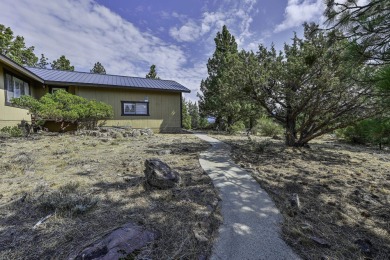 Welcome to this warm and inviting 3-bedroom, 2-bathroom home on Lake Shastina Golf Course in California - for sale on GolfHomes.com, golf home, golf lot
