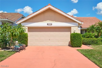 Welcome to Cross Creek Estates!! Lovely move-in ready 2BR + Den on Cross Creek Country Club in Florida - for sale on GolfHomes.com, golf home, golf lot