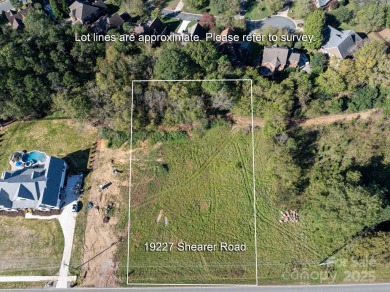 Incredible, rare opportunity for a beautiful 1 acre homesite in on River Run Country Club in North Carolina - for sale on GolfHomes.com, golf home, golf lot