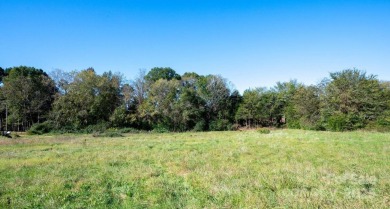 Incredible, rare opportunity for a beautiful 1 acre homesite in on River Run Country Club in North Carolina - for sale on GolfHomes.com, golf home, golf lot