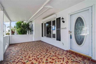 Under contract-accepting backup offers. Welcome to your on Mainlands Golf Club in Florida - for sale on GolfHomes.com, golf home, golf lot