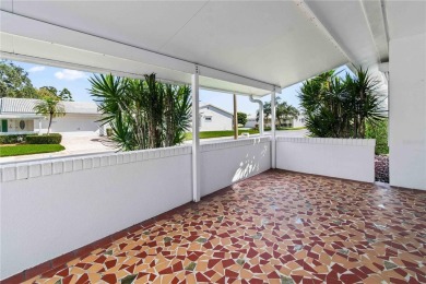 Under contract-accepting backup offers. Welcome to your on Mainlands Golf Club in Florida - for sale on GolfHomes.com, golf home, golf lot