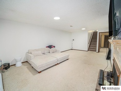 Welcome home to 3130 N. 75th Court. Don't miss this beautifully on Mahoney Golf Course in Nebraska - for sale on GolfHomes.com, golf home, golf lot