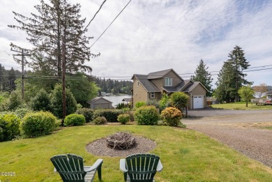 ''Lakeview Cottage!''  After a day of fishing enjoy relaxing on on Chinook Winds Golf Resort in Oregon - for sale on GolfHomes.com, golf home, golf lot