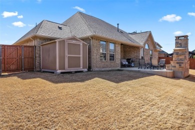 Meticullously maintained UPDATED three bedroom SINGLE STORY with on Trophy Club of Dallas in Texas - for sale on GolfHomes.com, golf home, golf lot