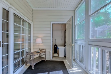 Move-in ready 2 bedroom, 2 bath condo in the popular Sweetwater on Indian Wells Golf Course in South Carolina - for sale on GolfHomes.com, golf home, golf lot