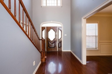 Maumelle Beauty all brick home on a level corner lot.  Grand on Maumelle Golf and Country Club in Arkansas - for sale on GolfHomes.com, golf home, golf lot