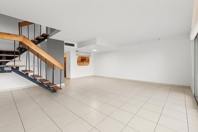 Tree lane Townhome has just become available. This 3 bed 2.5 on Miccosukee Golf and Country Club in Florida - for sale on GolfHomes.com, golf home, golf lot