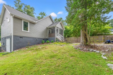 Location & Lifestyle. Convenience & Connection. This beautiful on Glen Dornoch Waterway Golf Links in South Carolina - for sale on GolfHomes.com, golf home, golf lot