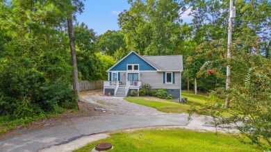 Location & Lifestyle. Convenience & Connection. This beautiful on Glen Dornoch Waterway Golf Links in South Carolina - for sale on GolfHomes.com, golf home, golf lot