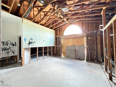 If you are looking for a project that allows you to start truly on Burnt Store Golf Club in Florida - for sale on GolfHomes.com, golf home, golf lot