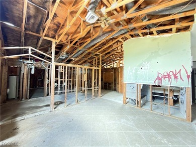 If you are looking for a project that allows you to start truly on Burnt Store Golf Club in Florida - for sale on GolfHomes.com, golf home, golf lot