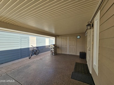 This beautifully updated 2-bedroom, 2-bathroom home boasts an on Viewpoint Golf Resort in Arizona - for sale on GolfHomes.com, golf home, golf lot