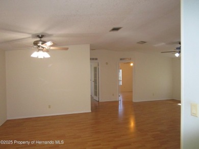 **Seller motivated***High & Dry.....Well maintained Jacobsen on Brookridge Country Club in Florida - for sale on GolfHomes.com, golf home, golf lot