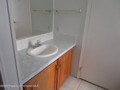 **Seller motivated***High & Dry.....Well maintained Jacobsen on Brookridge Country Club in Florida - for sale on GolfHomes.com, golf home, golf lot