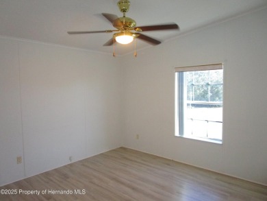 **Seller motivated***High & Dry.....Well maintained Jacobsen on Brookridge Country Club in Florida - for sale on GolfHomes.com, golf home, golf lot