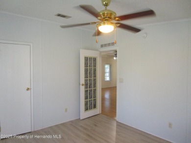 **Seller motivated***High & Dry.....Well maintained Jacobsen on Brookridge Country Club in Florida - for sale on GolfHomes.com, golf home, golf lot