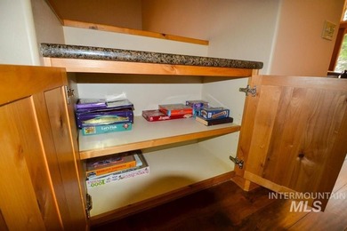 Hassle-free home ownership with all of the amenities! on McCall Municipal Golf Course in ID - for sale on GolfHomes.com, golf home, golf lot