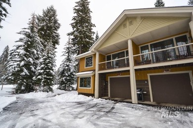 Hassle-free home ownership with all of the amenities! on McCall Municipal Golf Course in ID - for sale on GolfHomes.com, golf home, golf lot