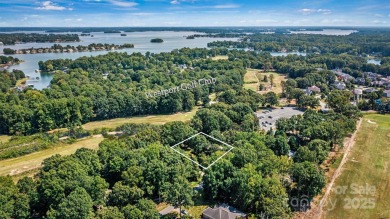 Welcome to this gorgeous brick ranch style home with FROG. The on Westport Golf Club in North Carolina - for sale on GolfHomes.com, golf home, golf lot