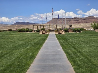 Well-maintained home on a desirable corner lot in the SunRiver on Sunriver Golf Club in Utah - for sale on GolfHomes.com, golf home, golf lot