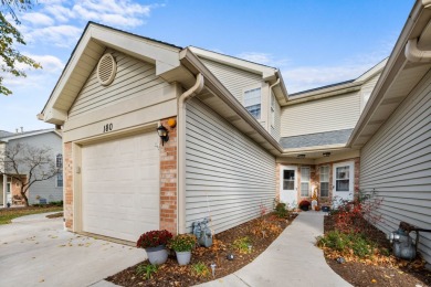 Welcome to this beautiful 2-story townhome that backs right up on Glendale Lakes Golf Club in Illinois - for sale on GolfHomes.com, golf home, golf lot