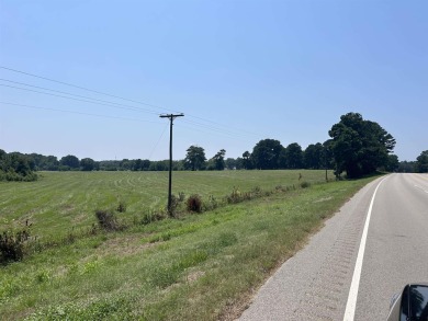 BEAUTIFUL TRACT OF LAND WITH PLENTY OF ROAD FRONTAGE ON HWY 135 on Hilltop Country Club in Texas - for sale on GolfHomes.com, golf home, golf lot