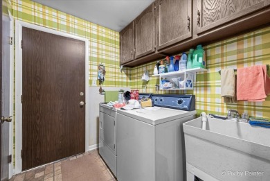 Welcome to this charming and well-maintained 3-bedroom ranch on Countryside Golf Club in Illinois - for sale on GolfHomes.com, golf home, golf lot