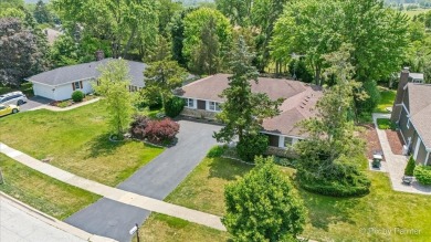 Welcome to this charming and well-maintained 3-bedroom ranch on Countryside Golf Club in Illinois - for sale on GolfHomes.com, golf home, golf lot