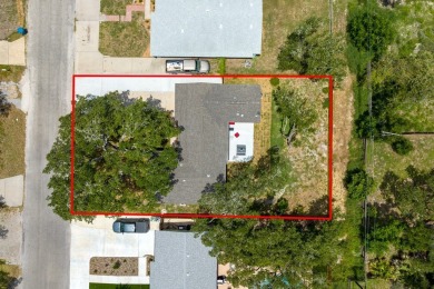 Nestled in the sought-after Little Bay Subdivision, this on Rockport Country Club in Texas - for sale on GolfHomes.com, golf home, golf lot