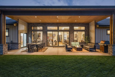 Built in 2022 and perfectly positioned on the 9th hole of the on Aspen Lakes Golf Course in Oregon - for sale on GolfHomes.com, golf home, golf lot