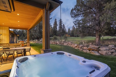 Built in 2022 and perfectly positioned on the 9th hole of the on Aspen Lakes Golf Course in Oregon - for sale on GolfHomes.com, golf home, golf lot