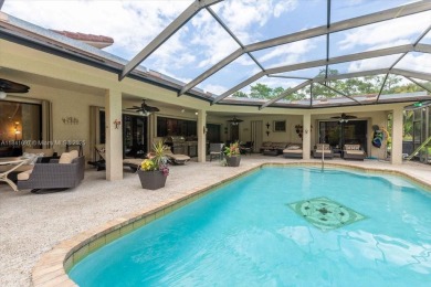 UNIQUE SINGLE FAMILY HOME 4 BEDROOMS/3.5 BATHROOMS IN PALM AIRE on Oaks Country Club in Florida - for sale on GolfHomes.com, golf home, golf lot