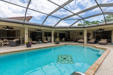 UNIQUE SINGLE FAMILY HOME 4 BEDROOMS/3.5 BATHROOMS IN PALM AIRE on Oaks Country Club in Florida - for sale on GolfHomes.com, golf home, golf lot