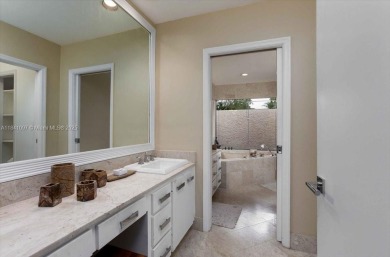 UNIQUE SINGLE FAMILY HOME 4 BEDROOMS/3.5 BATHROOMS IN PALM AIRE on Oaks Country Club in Florida - for sale on GolfHomes.com, golf home, golf lot