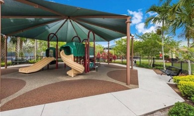 UNIQUE SINGLE FAMILY HOME 4 BEDROOMS/3.5 BATHROOMS IN PALM AIRE on Oaks Country Club in Florida - for sale on GolfHomes.com, golf home, golf lot