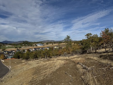 Introducing Quail Run Estates, Eagle Point's premier new on  in Oregon - for sale on GolfHomes.com, golf home, golf lot