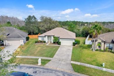 Welcome to the charming community of Wedgefield! Picture on Wedgefield Golf Club in Florida - for sale on GolfHomes.com, golf home, golf lot