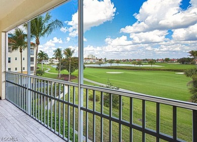Beautifully appointed and spacious, 3rd Floor condo with on  in Florida - for sale on GolfHomes.com, golf home, golf lot