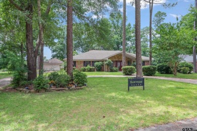 Here is your opportunity to own a big, beautiful home located on on Holly Lake Ranch Golf Club in Texas - for sale on GolfHomes.com, golf home, golf lot