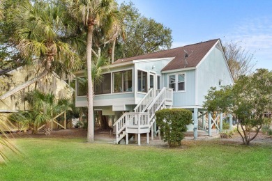 Back on the market at no fault of sellers! Charming Coastal on The Seabrook Island Club in South Carolina - for sale on GolfHomes.com, golf home, golf lot