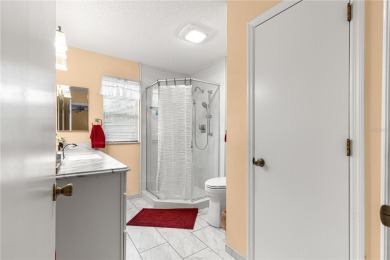 Welcome home! LOCATION LOCATION LOCATION!! Minutes to Spanish on El Diablo Executive Golf Course in Florida - for sale on GolfHomes.com, golf home, golf lot