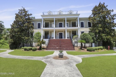 Spacious 3-bedroom, 3-bath condo with over 2,000 square feet of on Crescent Pointe Golf Club in South Carolina - for sale on GolfHomes.com, golf home, golf lot