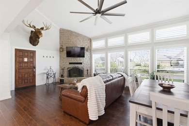 Stylishly updated 3 bedroom 3 bath home, in Pecan Plantation on Pecan Plantation Country Club in Texas - for sale on GolfHomes.com, golf home, golf lot