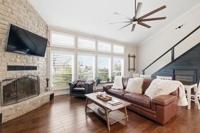 Stylishly updated 3 bedroom 3 bath home, in Pecan Plantation on Pecan Plantation Country Club in Texas - for sale on GolfHomes.com, golf home, golf lot